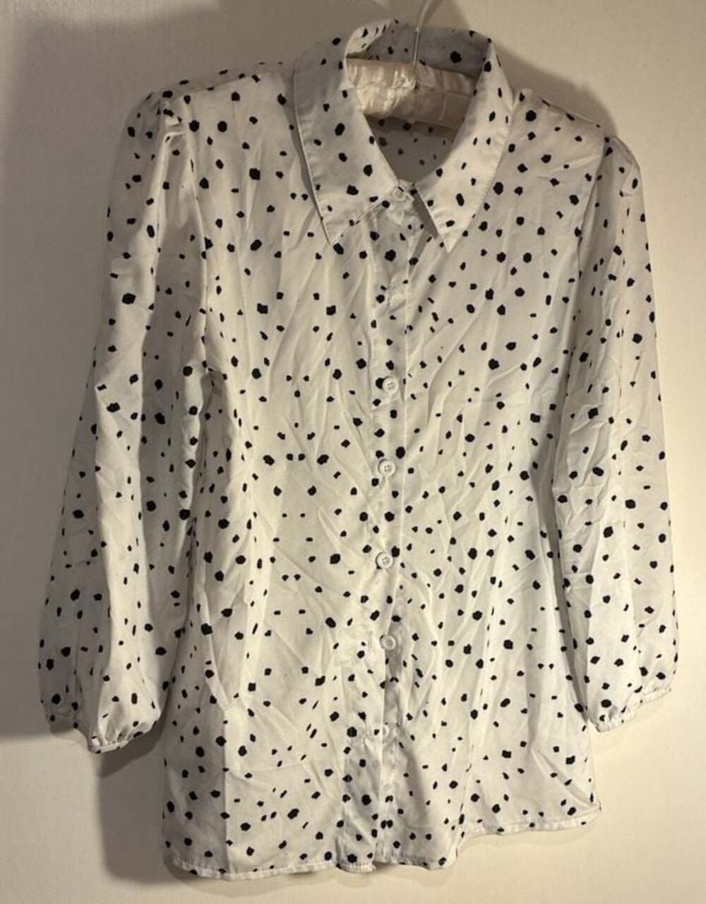 Women's White and Black Polka Dot Button-Down Long Sleeve Blouse Size S